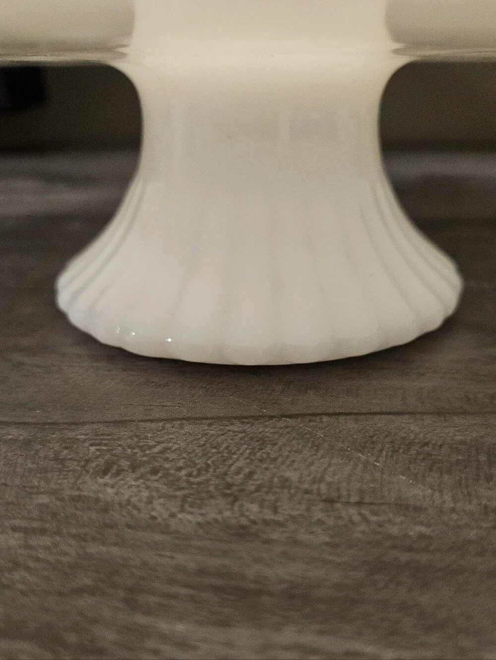 Vintage Anchor Hocking Starburst White Milk Glass Pedestal Cake Stand